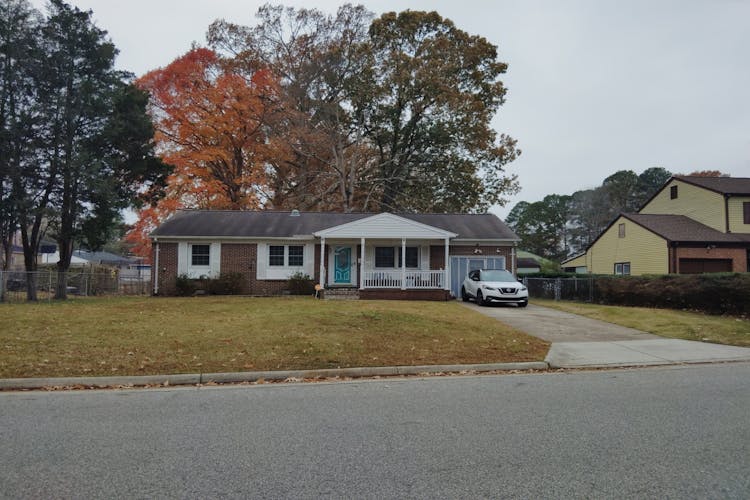 103 Tillerson Drive Newport News, VA 23602, Newport News City County