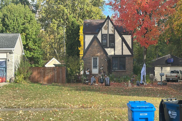 740 Gardenia Ave Madison Heights, MI 48071, Oakland County