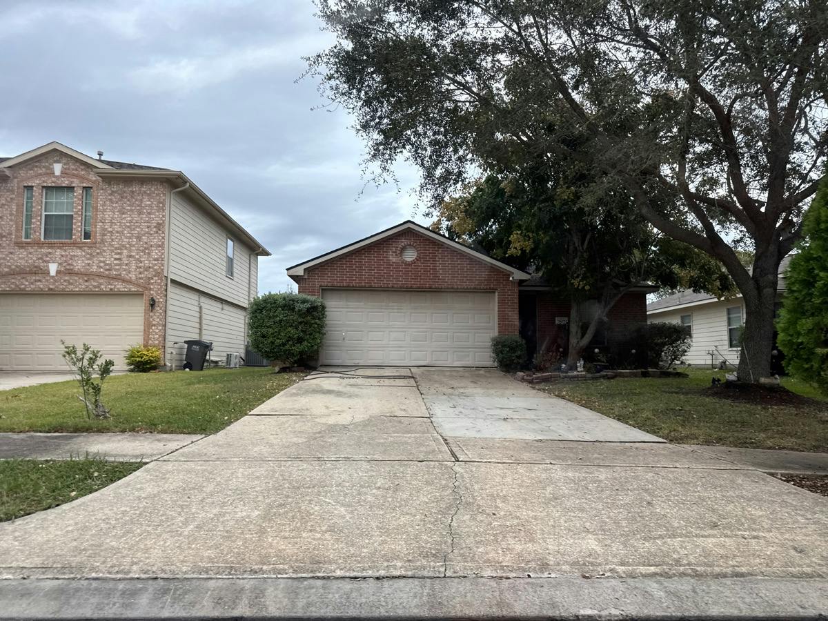 Royal Cliff Ct, Richmond, TX 77407