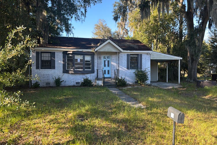 61s Parkwood Dr Savannah, GA 31404, Chatham County