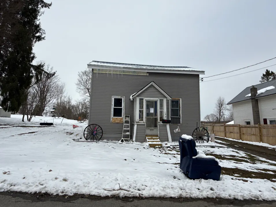 123 Irving St Corry, PA 16407, Erie County