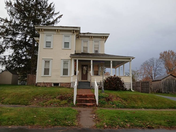 5 Jefferson Street Phoenix, NY 13135, Oswego County