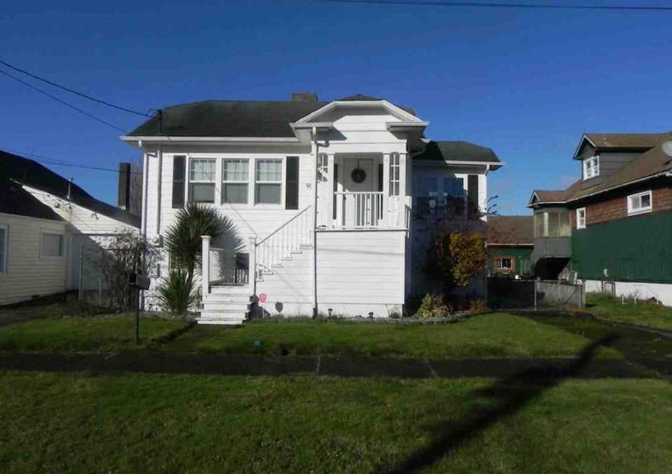 908 1st St Hoquiam, WA 98550, Grays Harbor County