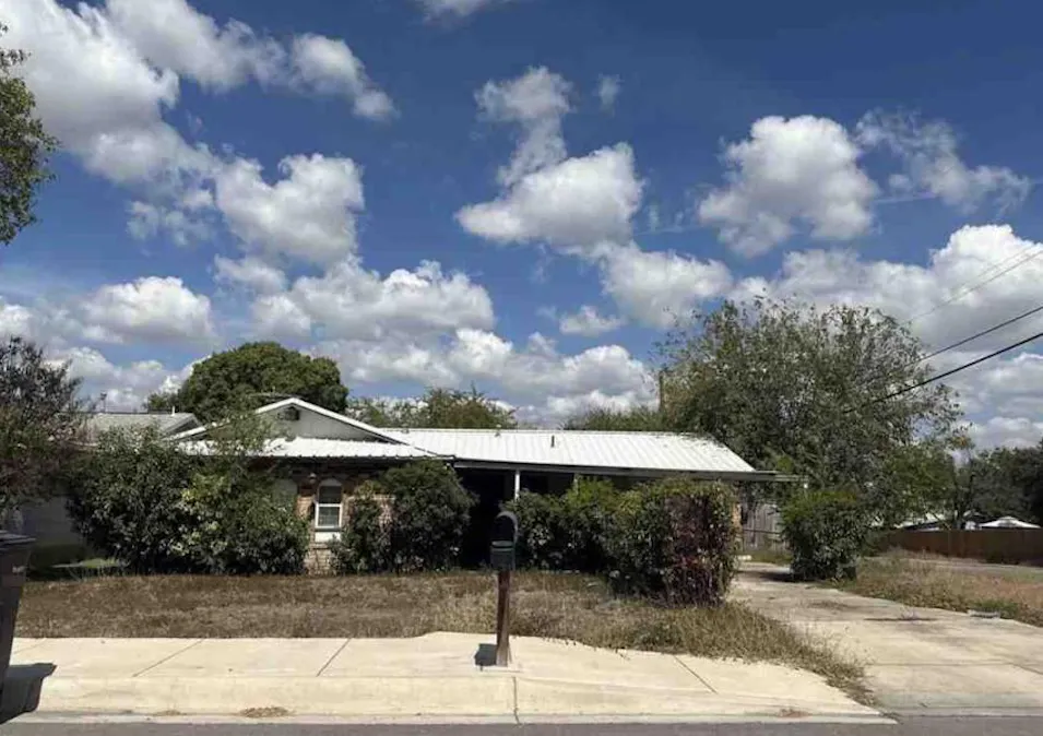 403 Mahota Dr San Antonio, TX 78227, Bexar County