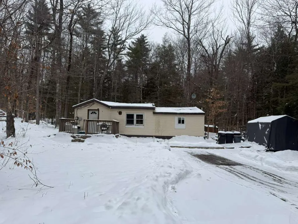 70 Cedar Dr Gilmanton, NH 03237, Belknap County