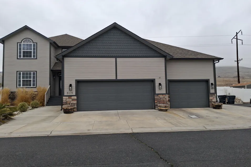 819 Trout Lake Ct Yakima, WA 98901, Yakima County