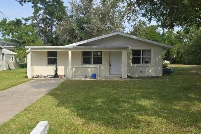 Mark Ave, Punta Gorda, FL 33950