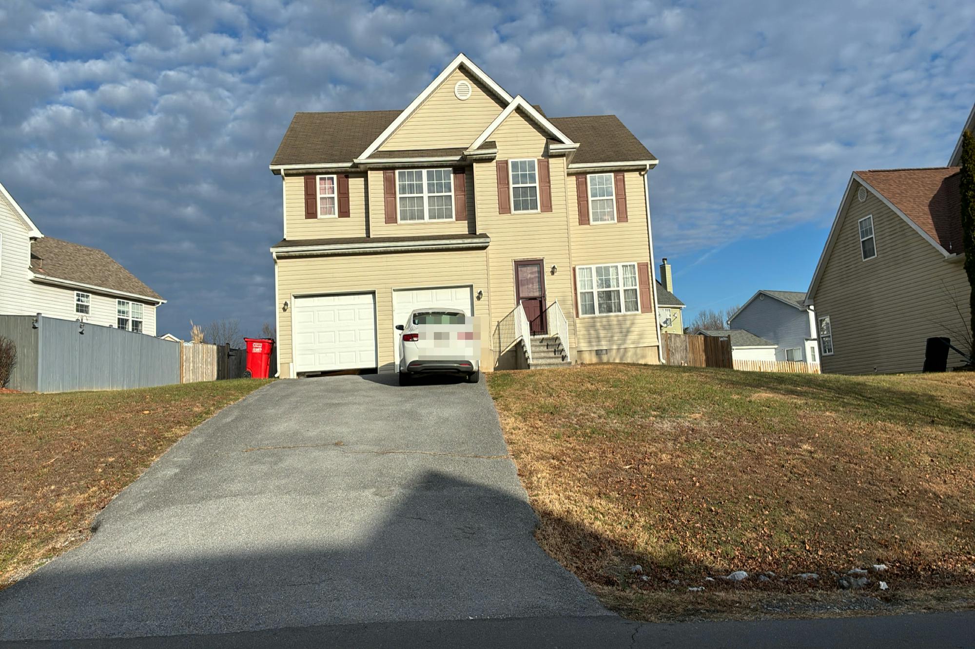 Aztec Dr, Martinsburg, WV 25405