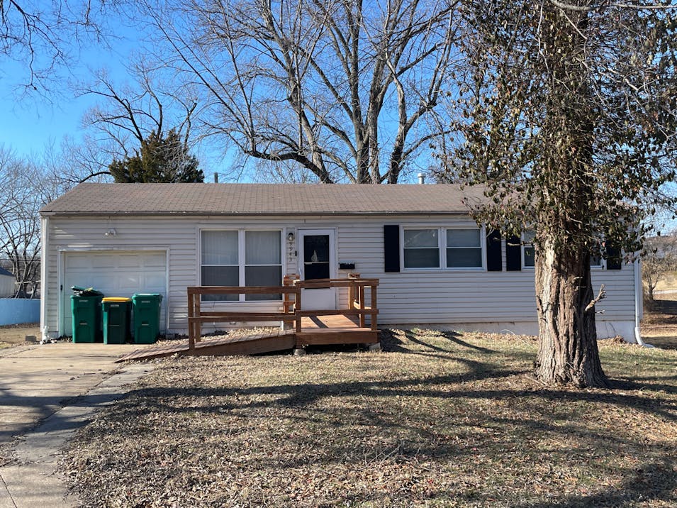 9943 Gloucester Dr Saint Louis, MO 63137, Saint Louis County