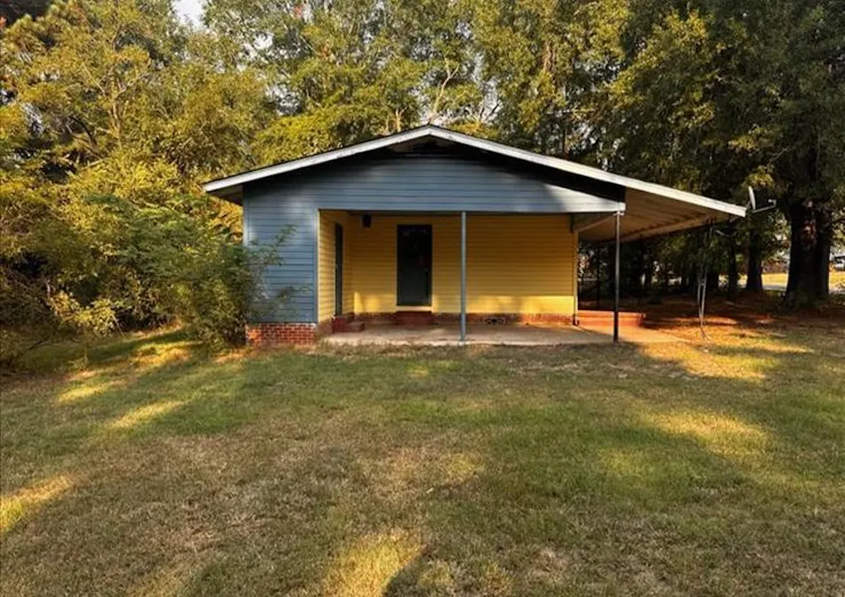 624 W Cypress Bloomburg, TX 75556, Cass County