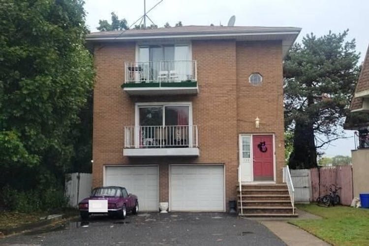 135 Jay Ave Lyndhurst, NJ 07071, Bergen County