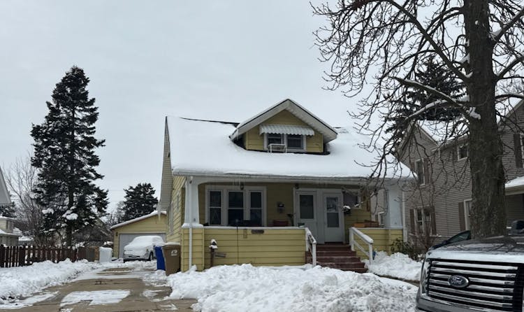 6026 31st Ave Kenosha, WI 53142, Kenosha County