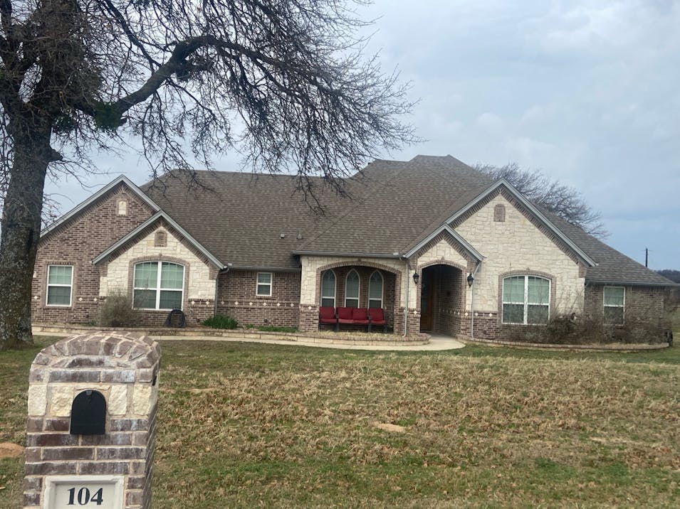 104 Briar Meadows Cir Azle, TX 76020, Parker County