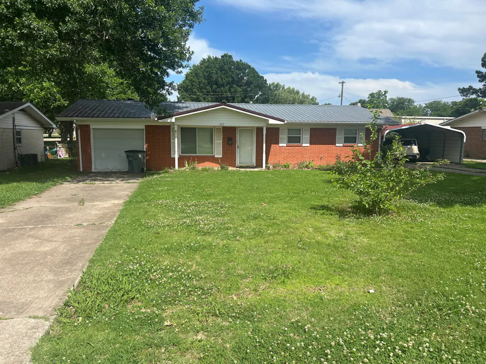 603 S White Ave Wagoner, OK 74467, Wagoner County