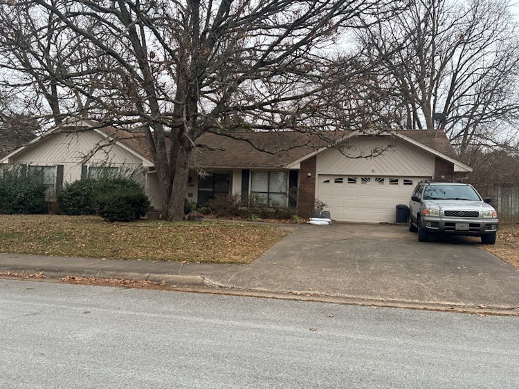 2408 East Oaks Fayetteville, AR 72703, Washington County