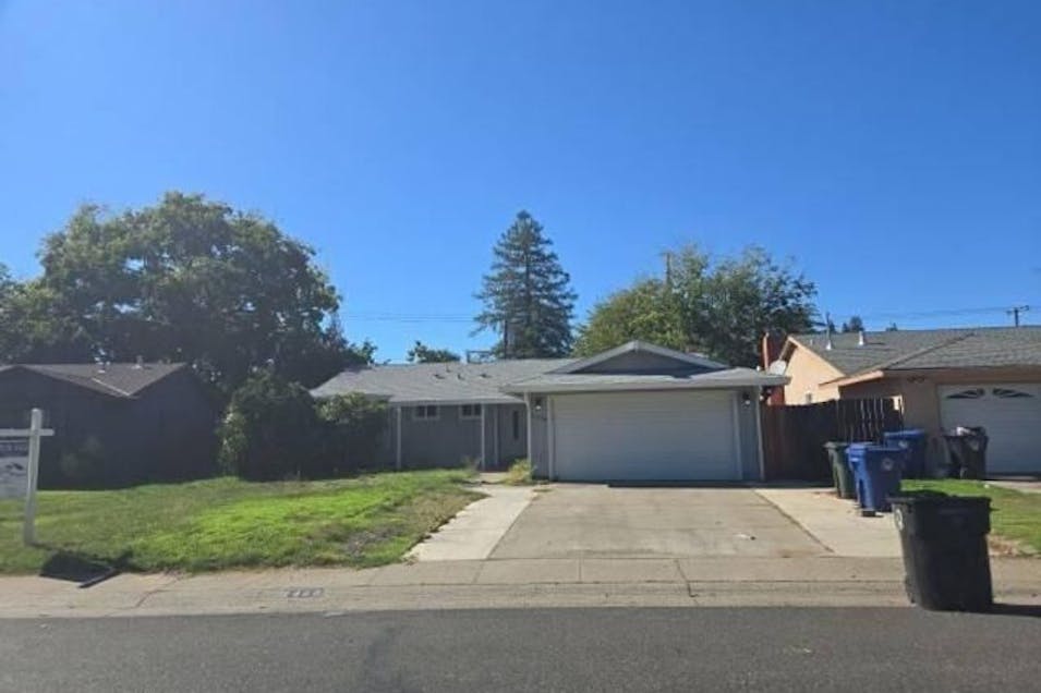 2446 El Lujo Way Rancho Cordova, CA 95670, Sacramento County
