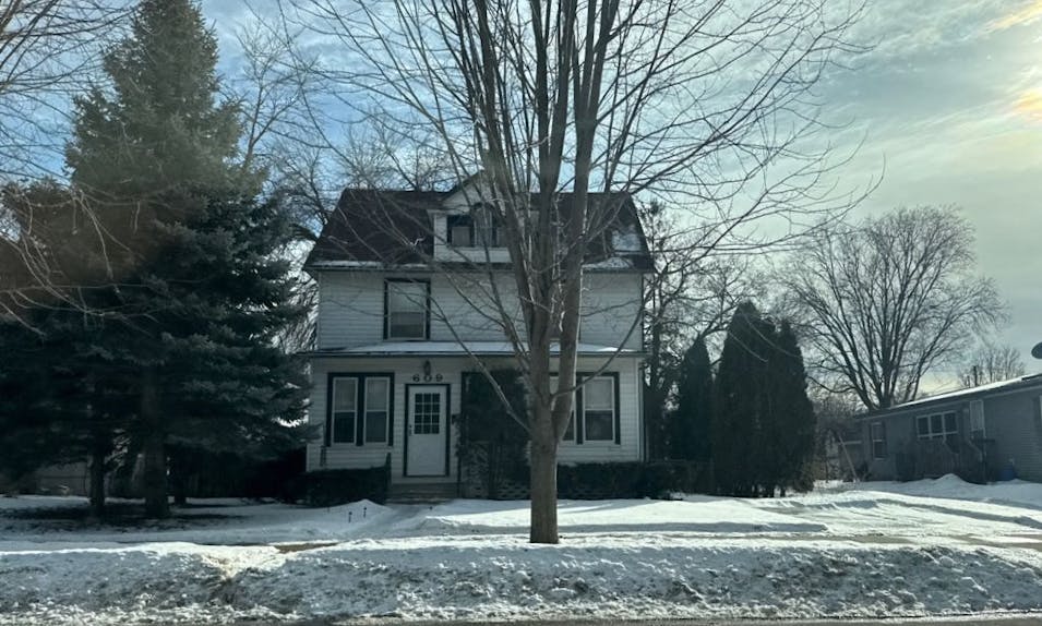 609 2nd Street Northwest Faribault, MN 55021, Rice County