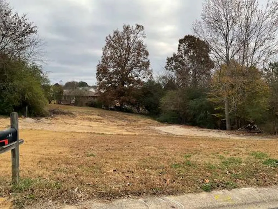 809 12th Ln Pleasant Grove, AL 35127, Jefferson County