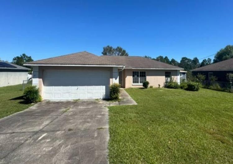 37 Fir Trail Dr Ocala, FL 34472, Marion County