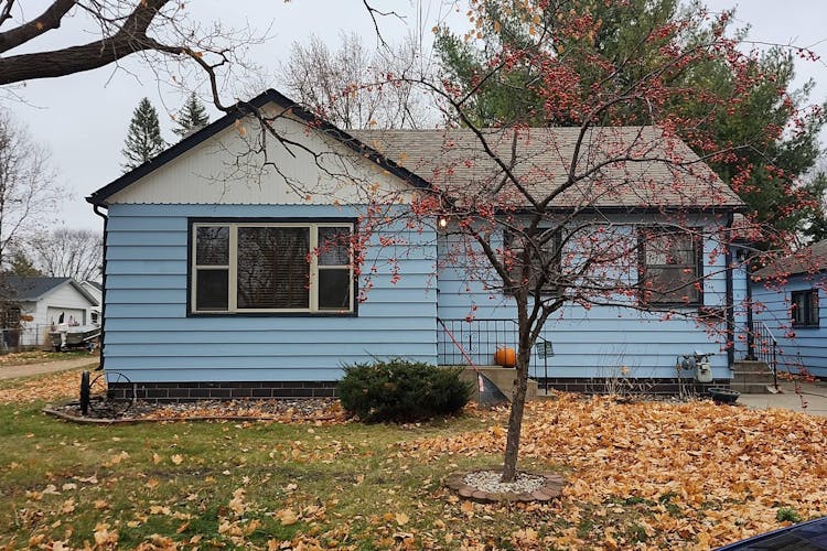 103 Lyndale Avenue North New Prague, MN 56071, Scott County