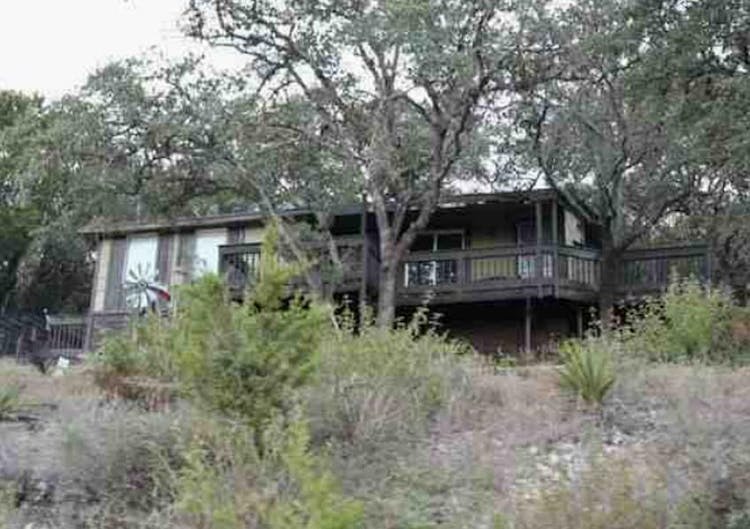 642 Contour Dr Canyon Lake, TX 78133, Comal County