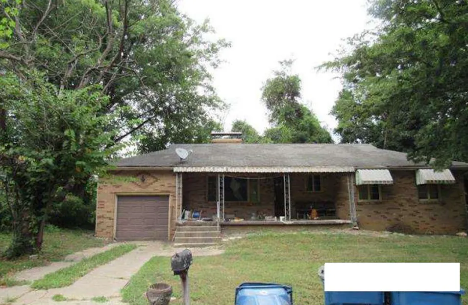 2215 Tibbitt St Alton, IL 62002, Madison County