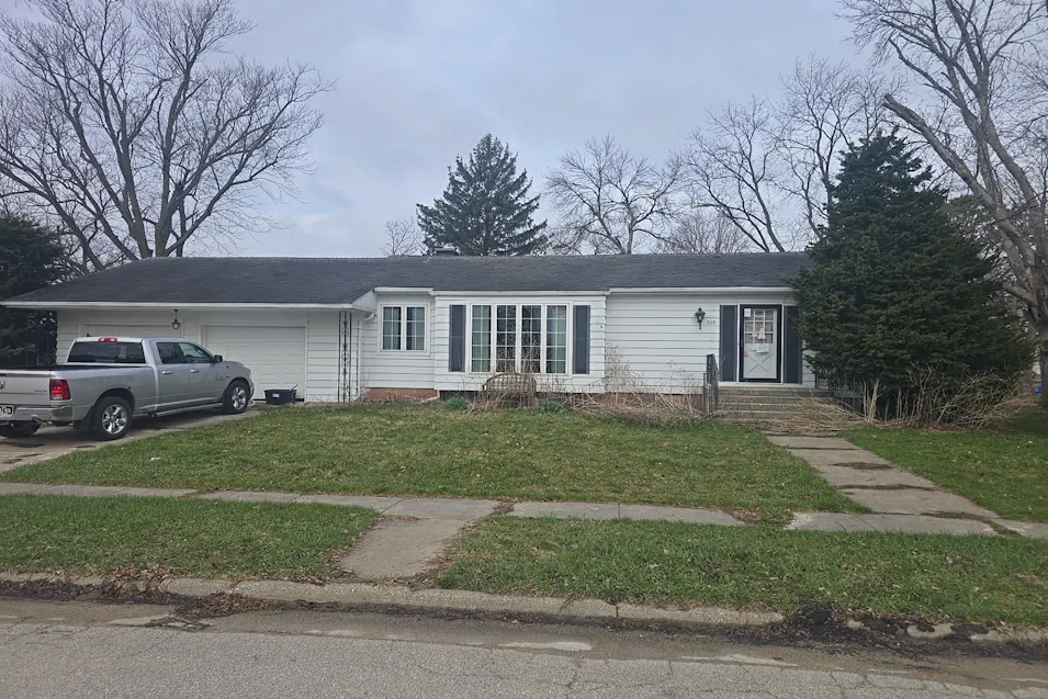 549 4th St Elma, IA 50628, Howard County