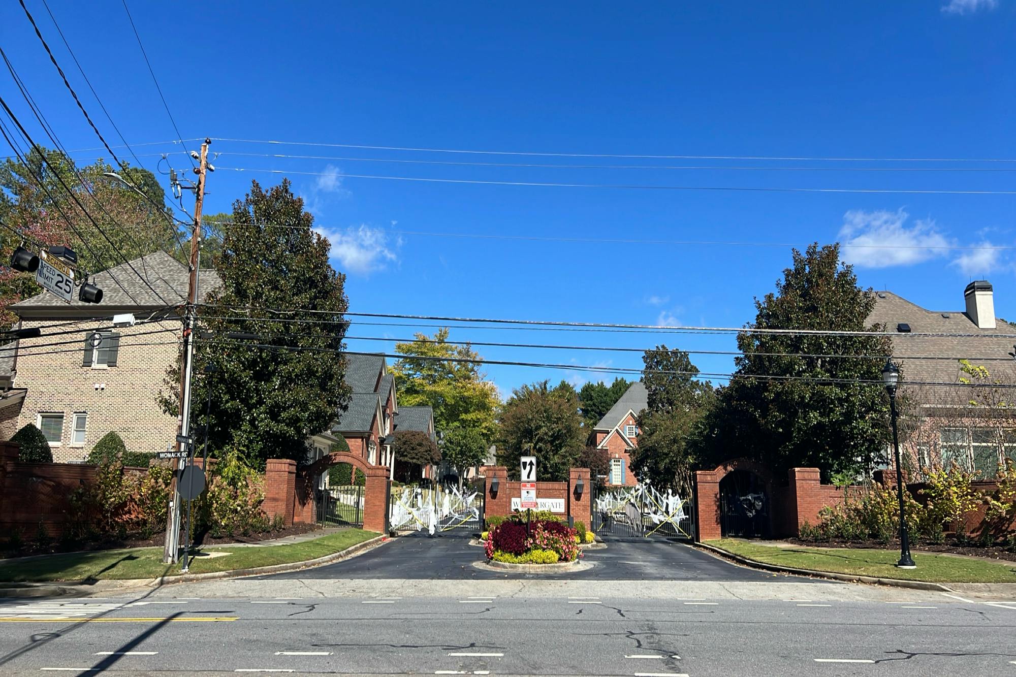 Gate Cv, Dunwoody, GA 30338