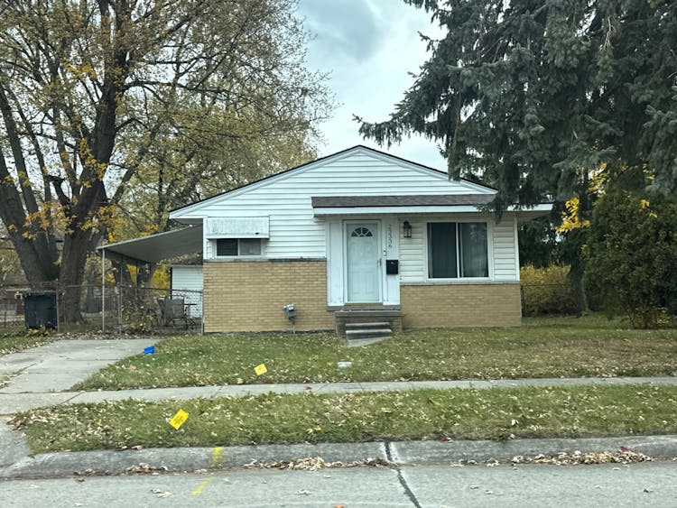 23336 Allor St Saint Clair Shores, MI 48082, Macomb County