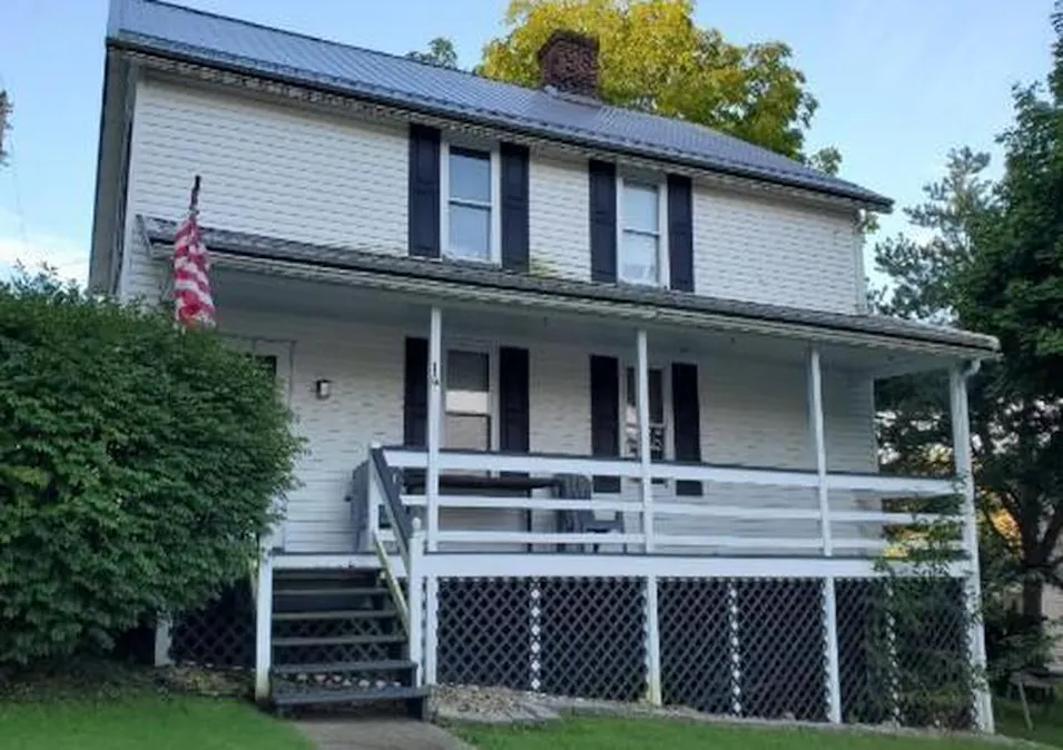 16 1st St Star Junction, PA 15482, Fayette County