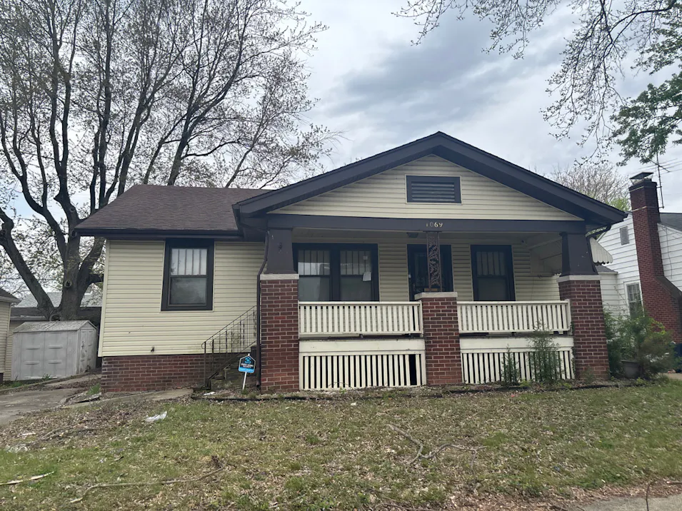 1069 W Packard St Decatur, IL 62522, Macon County