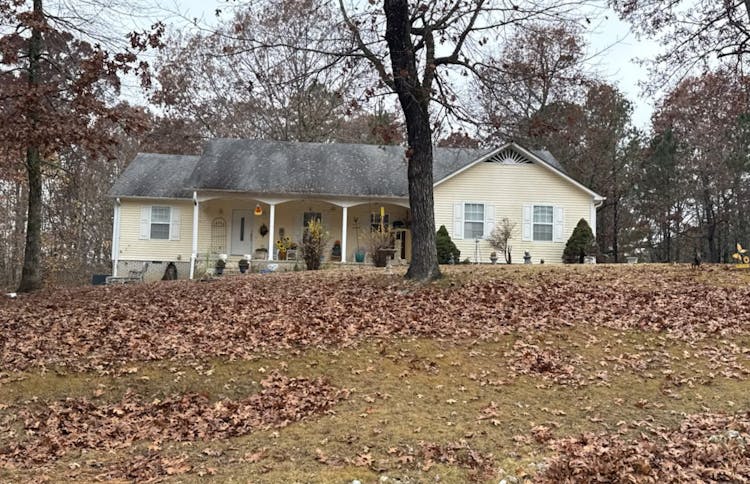 53 Amelia Breann Ln Selmer, TN 38375, McNairy County