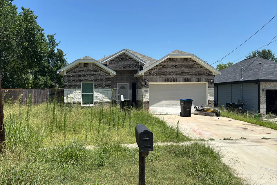 914 Park St Greenville, TX 75401, Hunt County