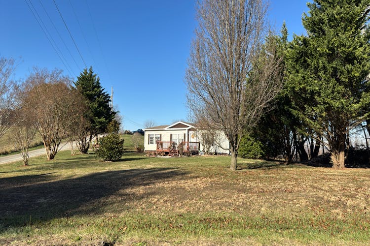 112 Sorrento Dr. Austinville Va, VA 24312, Wythe County
