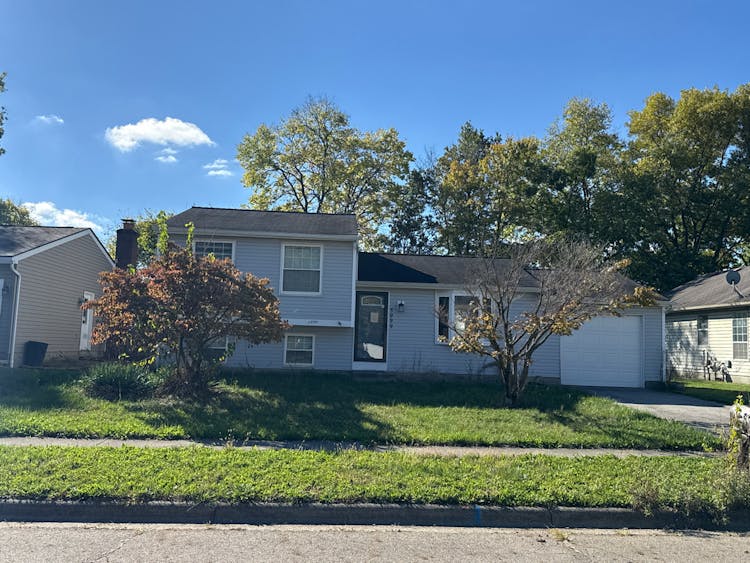 5999 Parkglen Rd Galloway, OH 43119, Franklin County