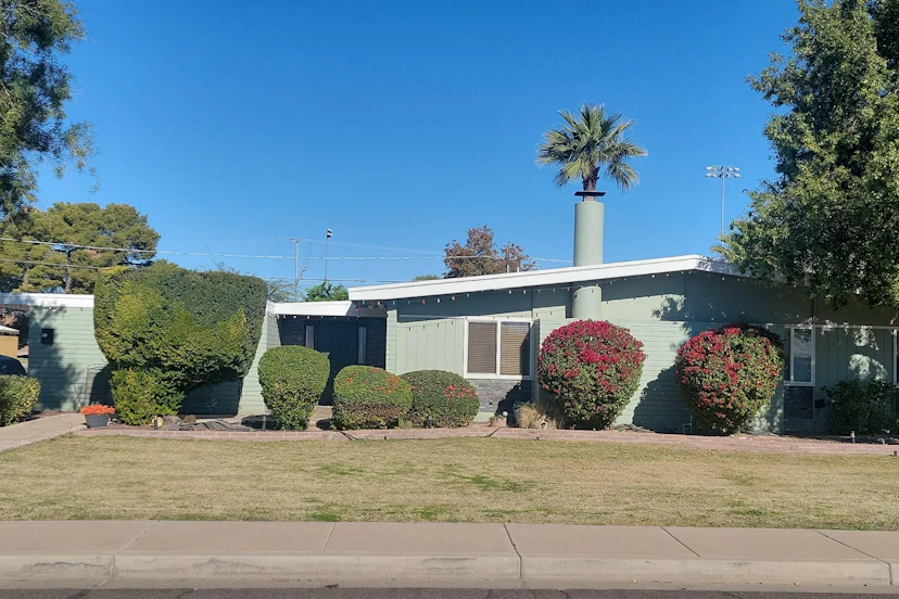 802 E Eason Ave