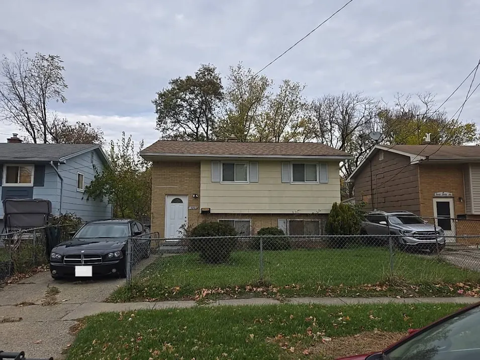 3040 Raskob Street Flint, MI 48504, Genesee County