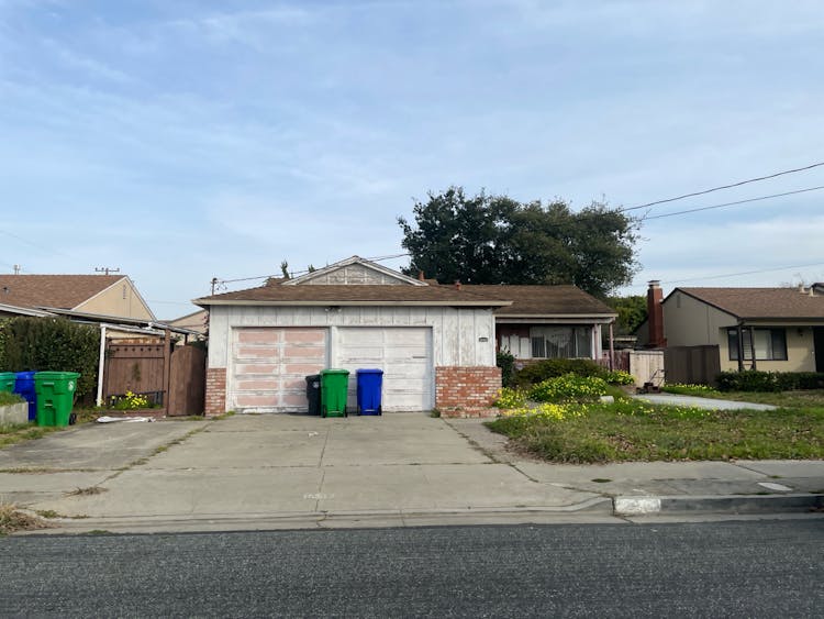 15512 Farnsworth St San Leandro, CA 94579, Alameda County