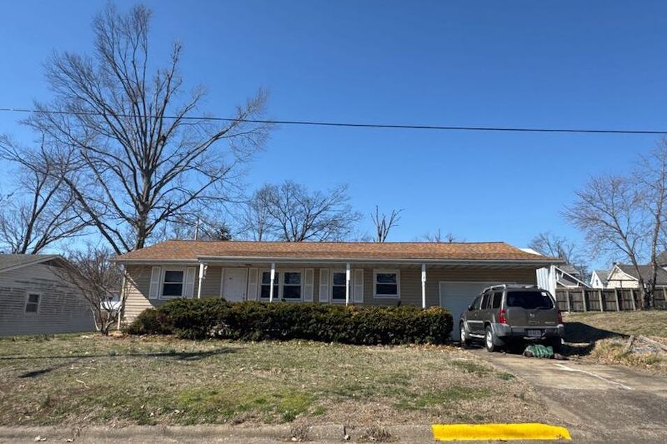 114 Edwards St Perryville, MO 63775, Perry County