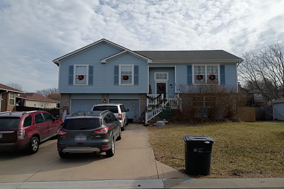 801 SW Lakeview Dr Grain Valley, MO 64029, Jackson County