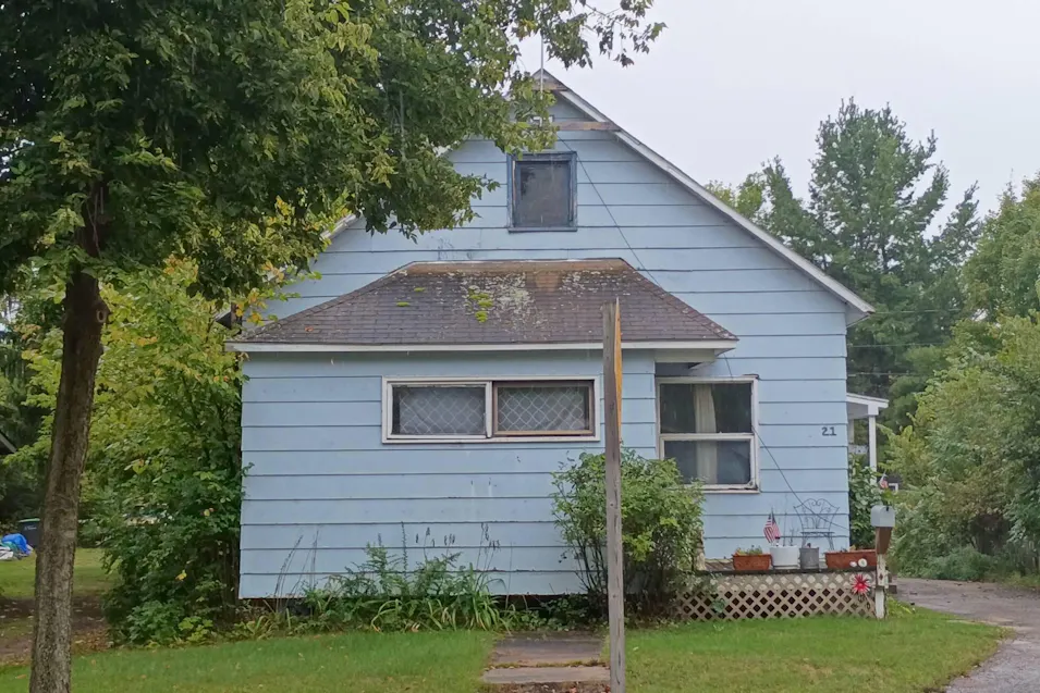 21 West Lincoln Avenue Tomahawk, WI 54487, Lincoln County