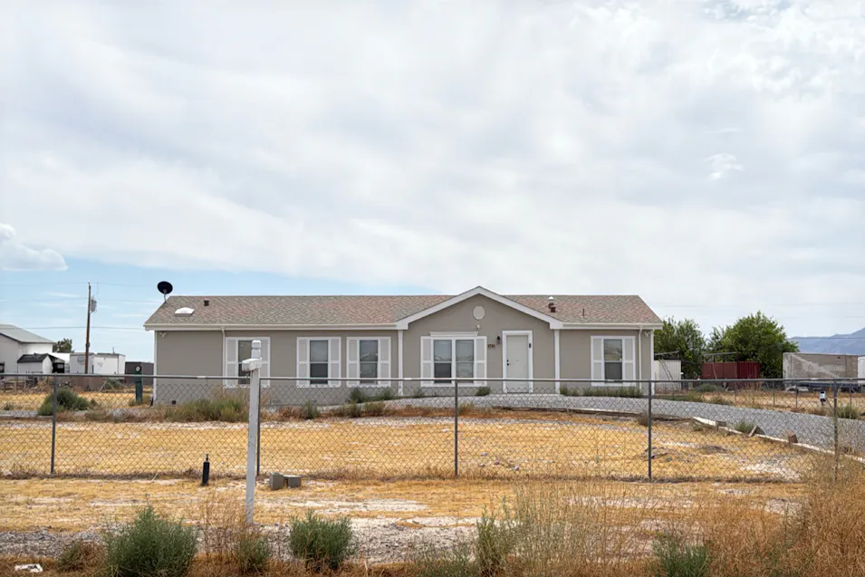 2761 Hacienda St Pahrump, NV 89048, Nye County