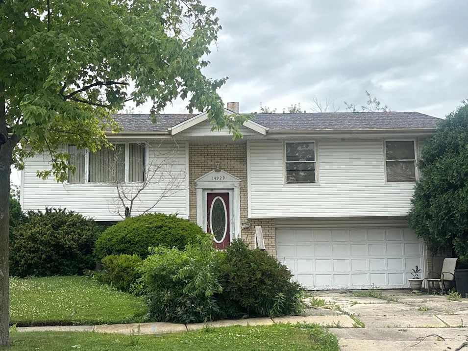 14929 Lynne Ct Oak Forest, IL 60452, Cook County
