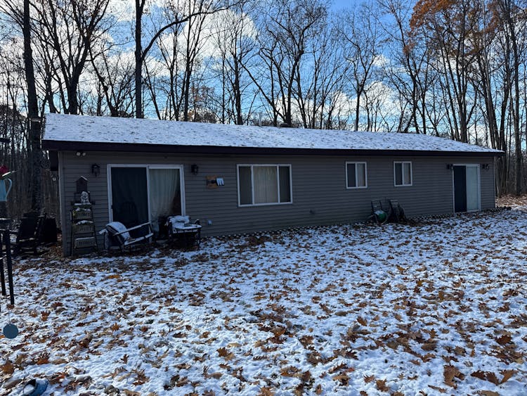 7271 Springwood Lake Rd Harrison, MI 48625, Clare County