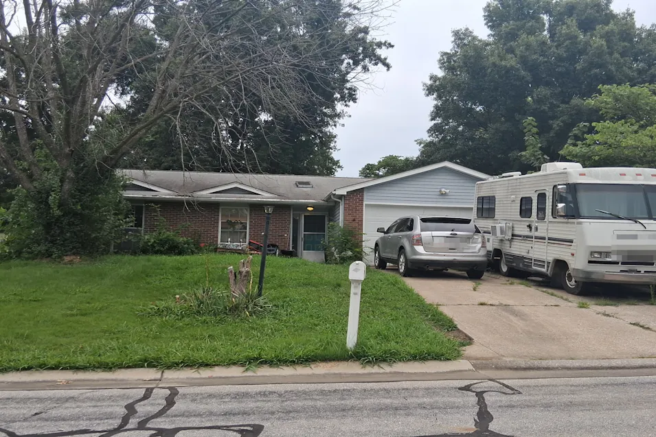 521 N Glacier Dr Columbia, MO 65201, Boone County