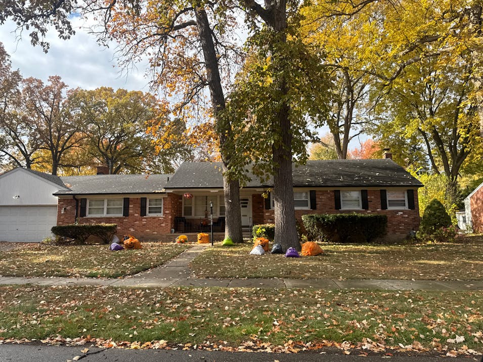 12869 Salem Redford, MI 48239, Wayne County