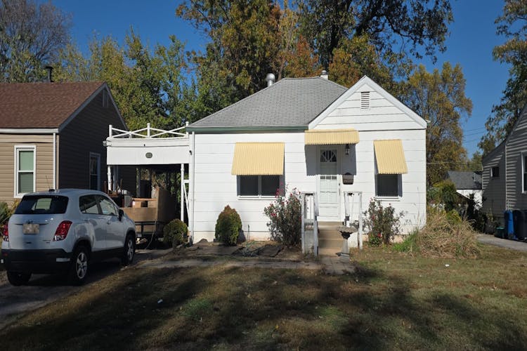 8033 Busiek Ave Saint Louis, MO 63134, St. Louis County