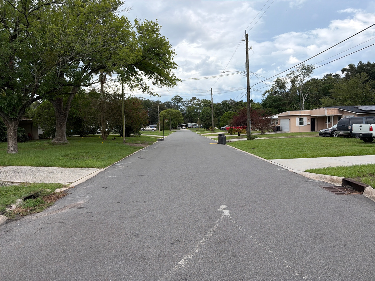 6852 Mother Goose Rd photo 4