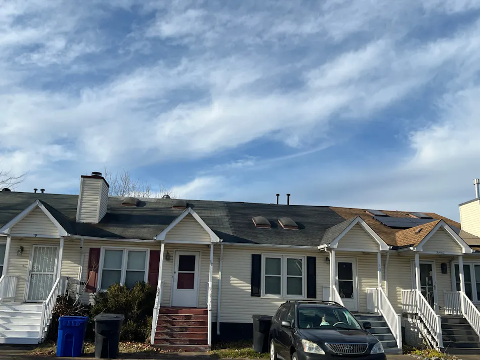 17 Cooper Dr Portsmouth, VA 23702, Portsmouth City County