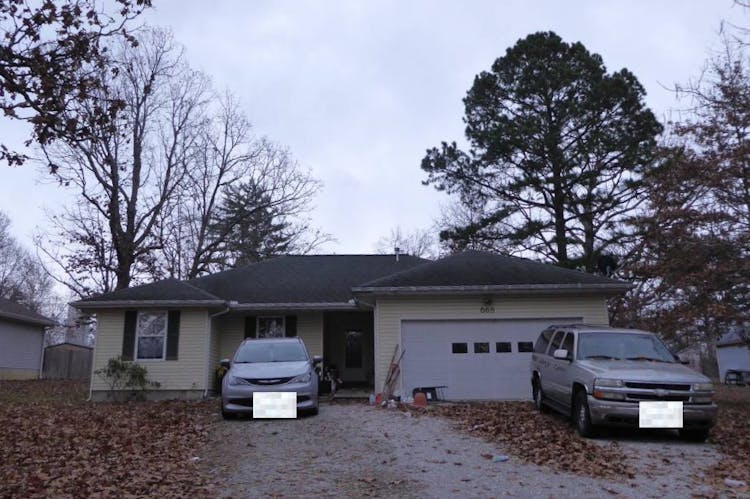 668 Lone Pine Rd Houston, MO 65483, Texas County